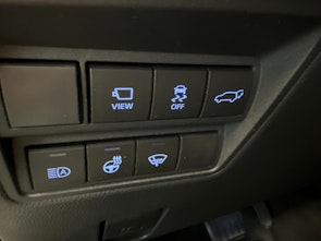 Fahrzeugbild TOYOTA Yaris Cross 1.5 VVT-i HSD Elegant AWD-i