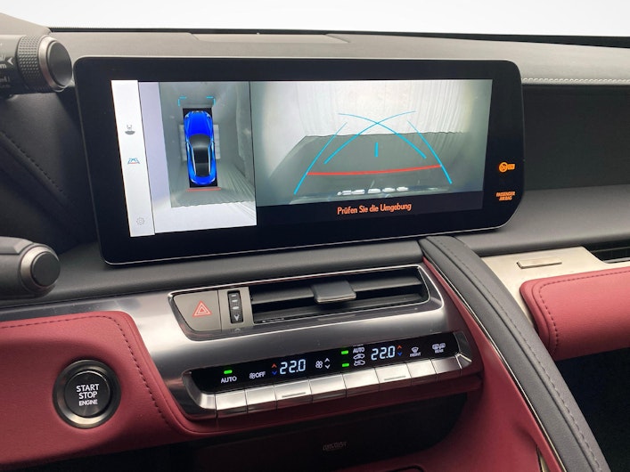 Vehicle image LEXUS LC