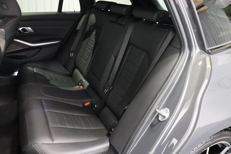 Fahrzeugbild BMW 3 SERIES