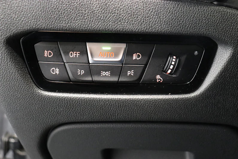 Fahrzeugbild BMW 3 SERIES