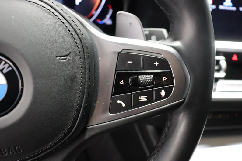 Fahrzeugbild BMW 3 SERIES