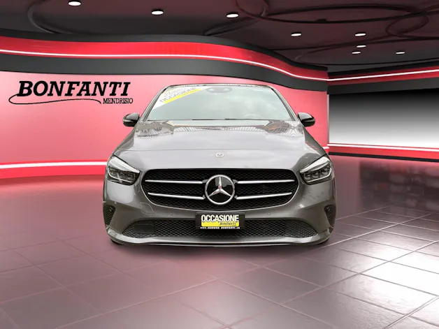 Mercedes-Benz B 200 Night Star AMG Line