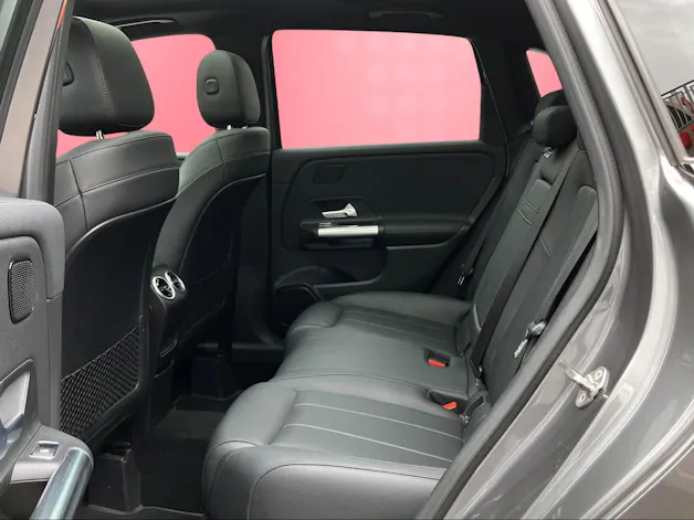 Mercedes-Benz B 200 Night Star AMG Line