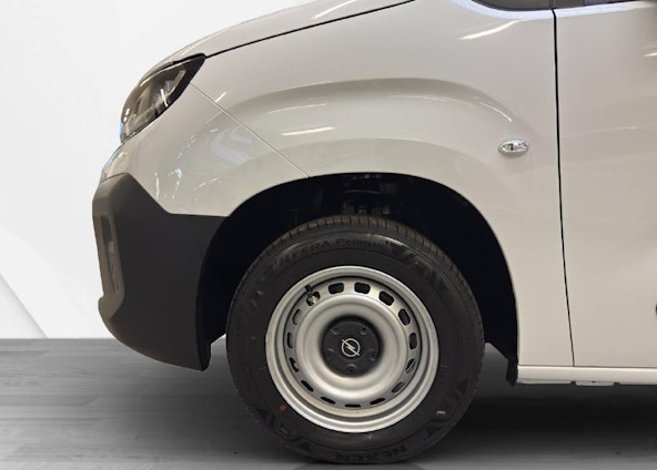 Vehicle image 9 Vehicle image 9