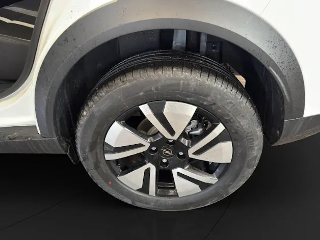 Opel Frontera 1.2 T HEV 145 GS