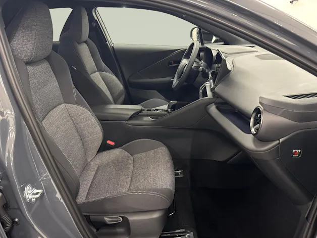 Toyota C-HR 2.0 PHEV Swiss Edition