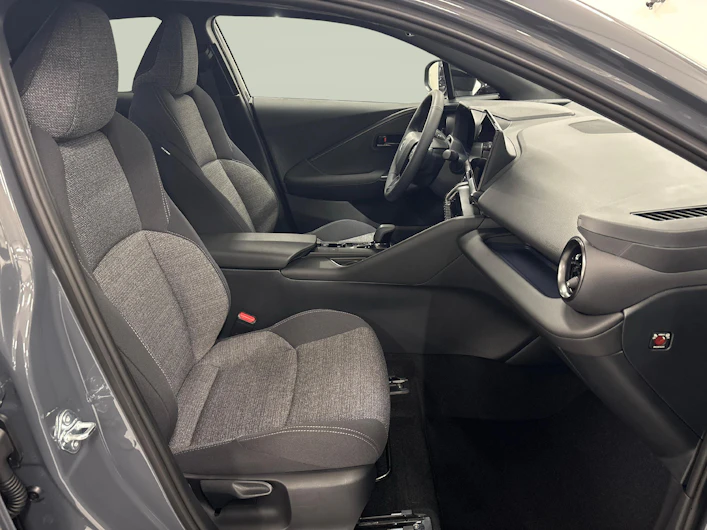 Fahrzeugbild TOYOTA C-HR