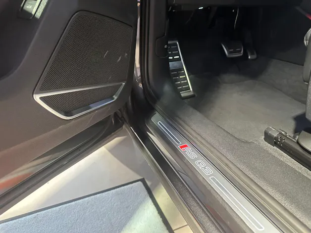 Audi RS Q3 2.5 TFSI quattro S-Tronic