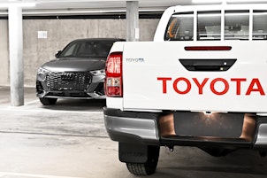 Vehicle image TOYOTA Hilux Double Cab.-Pick-up 2.8 D-4D 204 Comfort
