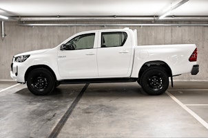 Vehicle image TOYOTA Hilux Double Cab.-Pick-up 2.8 D-4D 204 Comfort