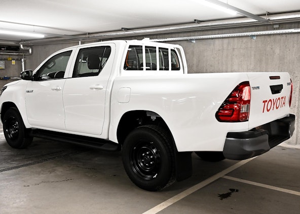 Vehicle image 6 Vehicle image 6