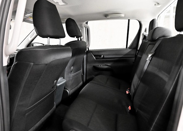 Vehicle image 7 Vehicle image 7