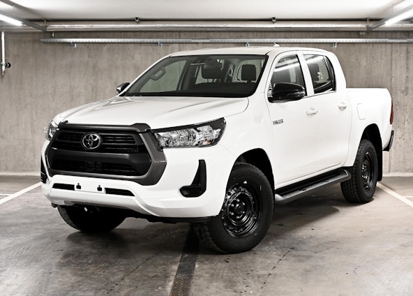 First vehicle image First vehicle image