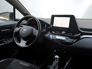 Toyota C-HR 2.0 VVTi HSD Move