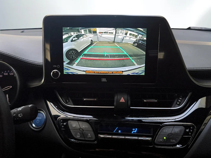 image du véhicule TOYOTA C-HR