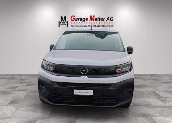 Vehicle image 2 Vehicle image 2