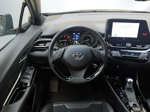 image du véhicule TOYOTA C-HR 2.0 VVTi HSD Move