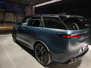 Land Rover Range Rover Sport 4.4 V8 SV