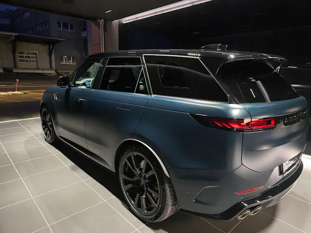 Land Rover Range Rover Sport 4.4 V8 SV