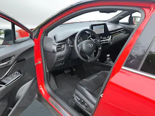 Toyota C-HR 2.0 VVTi HSD Move