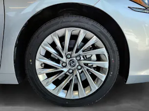 Lexus ES 300h Excellence