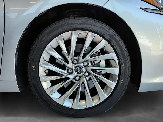 Lexus ES 300h Excellence