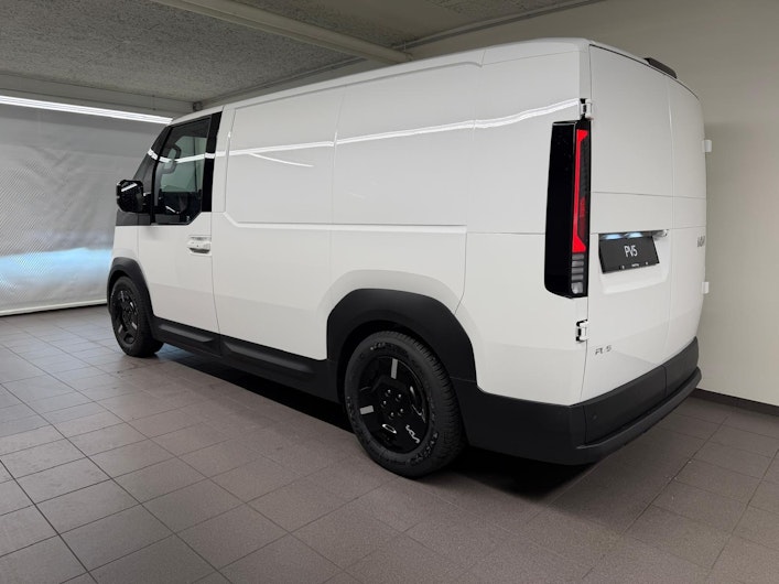 Vehicle image KIA PV5