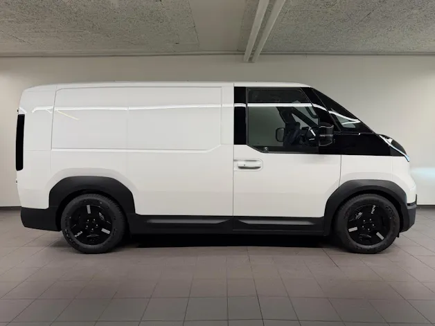 Kia PV5 Cargo 71.2 kWh Plus