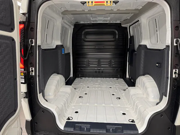 Kia PV5 Cargo 71.2 kWh Plus