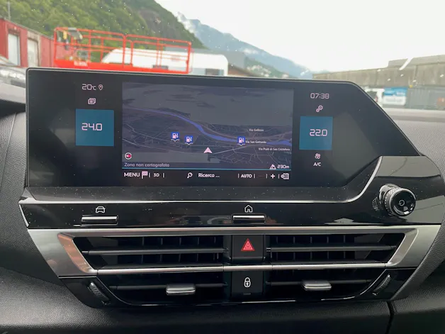 Citroën C4 1.2 PureTech Swiss Edition