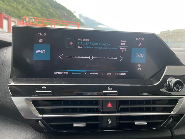 Citroën C4 1.2 PureTech Swiss Edition