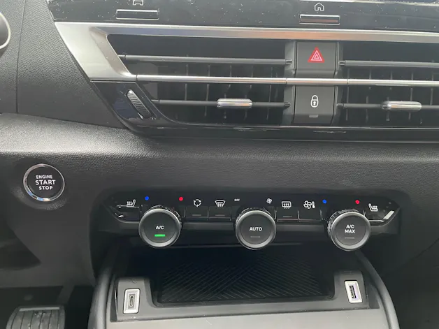 Citroën C4 1.2 PureTech Swiss Edition