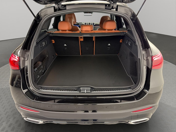 Vehicle image MERCEDES-BENZ GLC 220