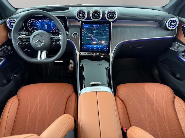 Vehicle image MERCEDES-BENZ GLC 220