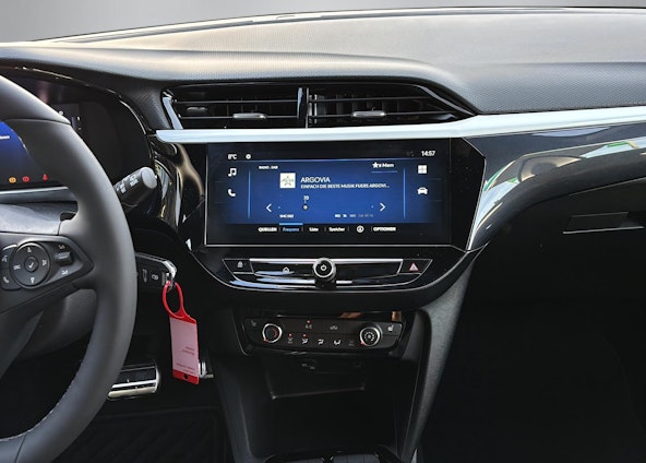 Vehicle image 14 Vehicle image 14