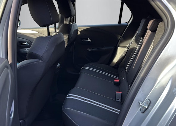 Vehicle image 11 Vehicle image 11