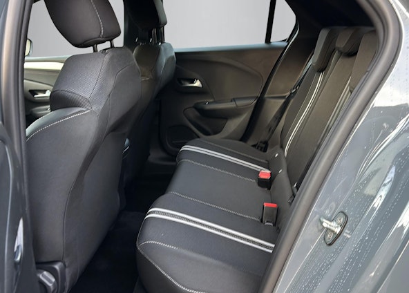 Vehicle image 11 Vehicle image 11