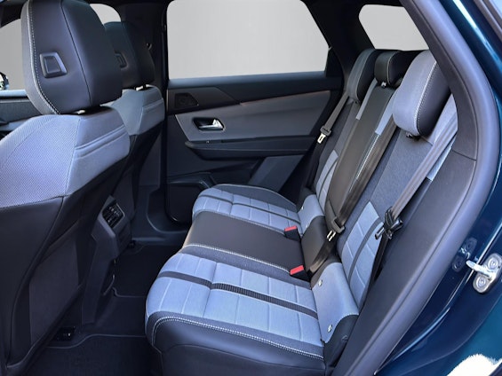 Vehicle image 11 Vehicle image 11