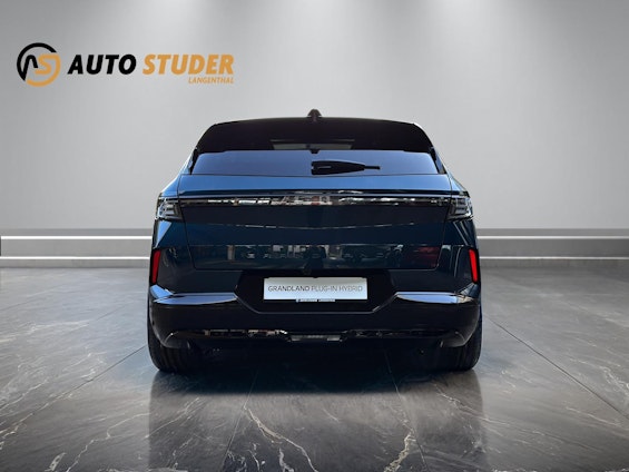 Vehicle image 5 Vehicle image 5