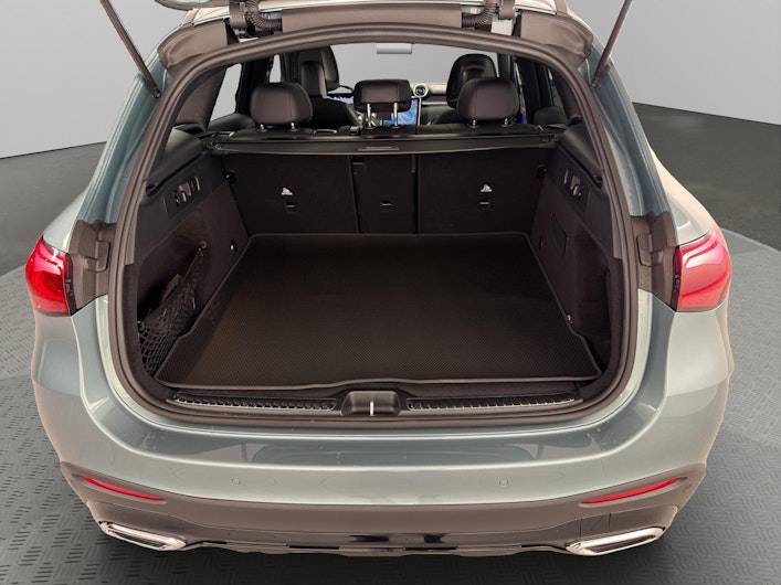 Vehicle image MERCEDES-BENZ GLC 220