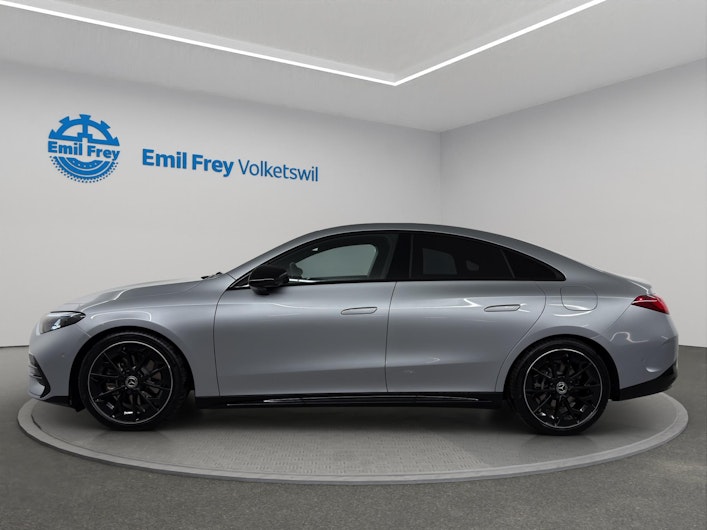 Vehicle image MERCEDES-BENZ CLA 220