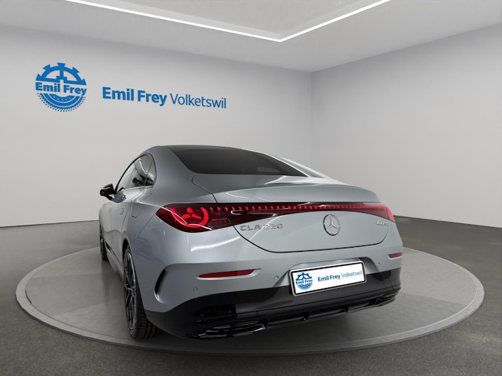 Vehicle image MERCEDES-BENZ CLA 220