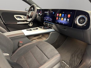 Vehicle image MERCEDES-BENZ CLA 220 AMG Line 4matic