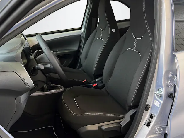 Toyota Aygo X 1.5 VVT-i HSD Trend