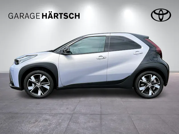 Toyota Aygo X 1.5 VVT-i HSD Trend