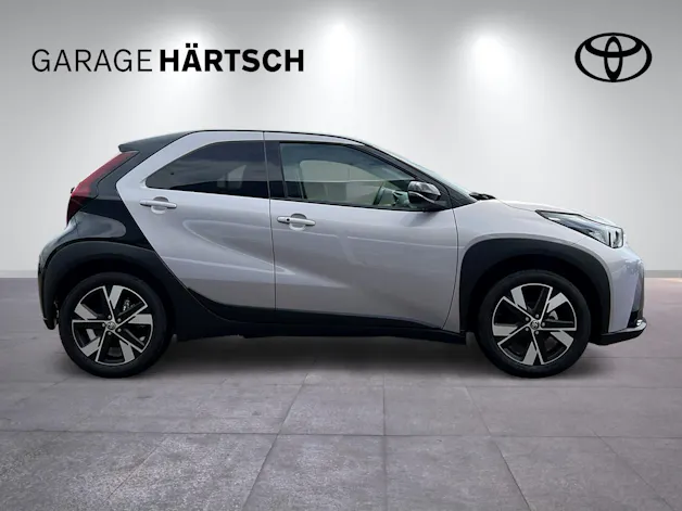Toyota Aygo X 1.5 VVT-i HSD Trend