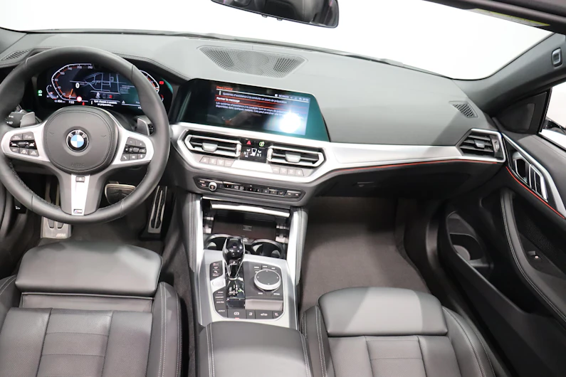 Fahrzeugbild BMW 4 SERIES