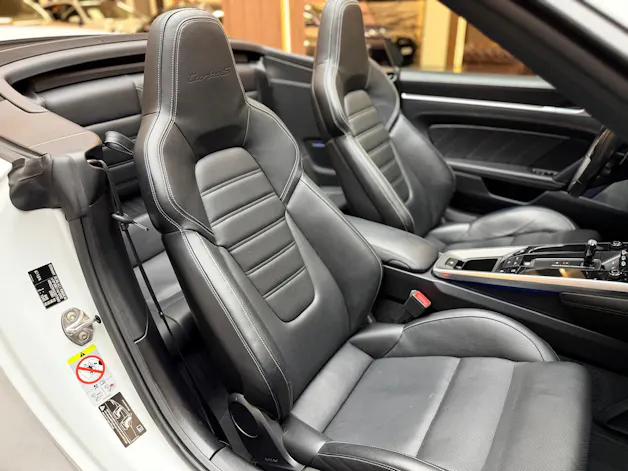 Porsche 911 Cabriolet 3.7 Turbo S PDK