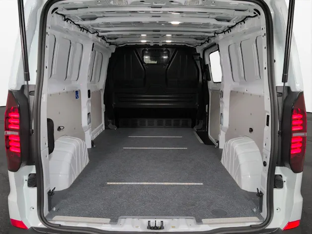 VW Transporter 2.0 TDI Lang Automat