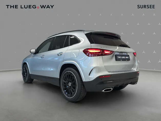 Mercedes-Benz GLA 200 Night Star 7G-DCT